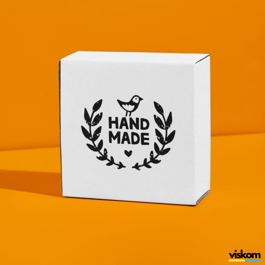 Beyaz etiket 100х100 mm &laquo;Handmade 06&raquo; (100 adet/rulo) kendinden yapışkanlı 100100whitehandmade06 photo