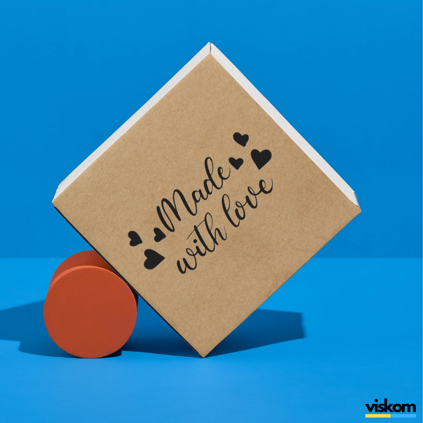 Этикетка крафт 100x100 мм &laquo;Made with love 02&raquo; (100 шт/рулон) самоклеющаяся 100100brownmadewithlove02 фото