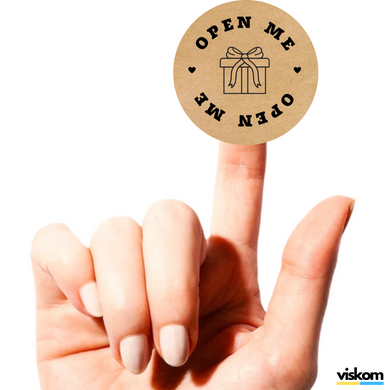 Етикетка крафт ⌀26 мм &laquo;Open me​&raquo; (500 шт/рулон) 26openme photo